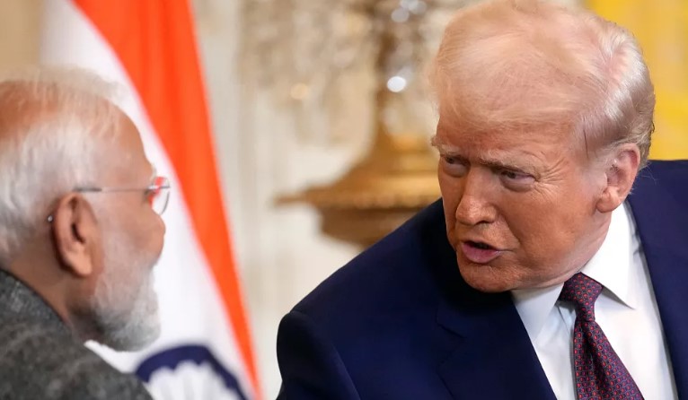 روسی تیل کی خریداری پربھارت کو25 فیصد ٹیرف، جرمانہ دینا ہوگا: ڈونلڈ ٹرمپ