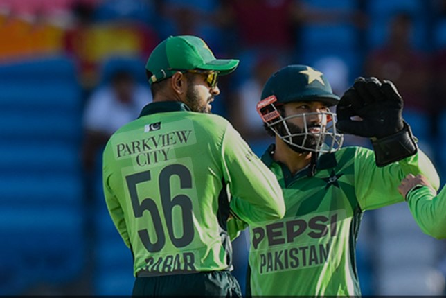 بابر اعظم، نسیم شاہ، کی تنزلی، پی سی بی کا کھلاڑیوں کےلئے سنٹرل کانٹریکٹ کا اعلان