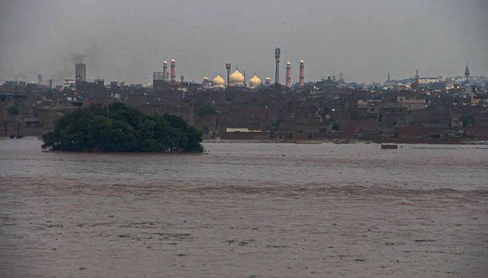 دریا اپنا راستہ نہیں بھولتا ،بند باندھنے کا خواب: حکومت کے دو کھرب، فطرت کی ایک لپیٹ!”