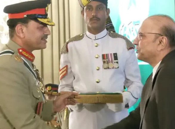 فیلڈ مارشل عاصم منیر کیلئے ہلال پاکستان، بلاول بھٹو کو نشان امتیاز مل گیا