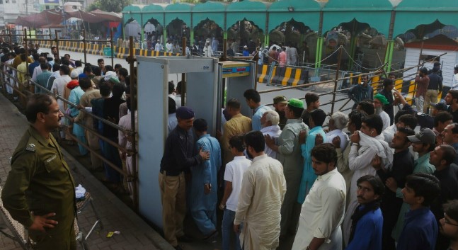 چہلم حضرت امام حسین ؓ، عرس  داتا گنج بخش پر پنجاب پولیس ہائی الرٹ، شہریوں کا خراج تحسین