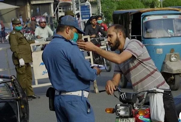 چالان یا چولہا؟ – غریب کی زندگی پر ریاستی طمانچہ