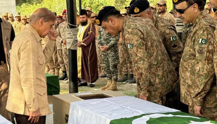 خوارج یا پاکستان، افغانستان کسی ایک کا انتخاب کرلے،وزیراعظم شہباز شریف