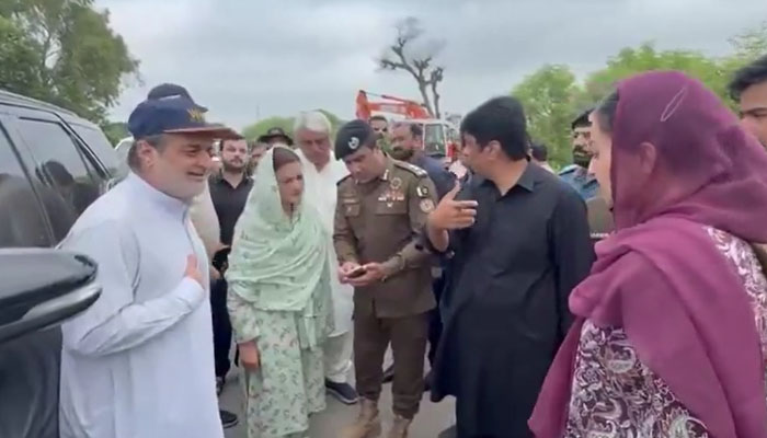 سینئیر وزیر پنجاب مریم اورنگ زیب امدادی کارروائیوں کیلئے تیسرےدن بھی علی پور موجود