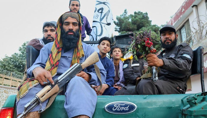 طالبان کا انوکھا حکم ،بے حیائی روکنے کیلئے بلخ،قندھار میں  فائبر آپٹیکل پر پابندی لگادی