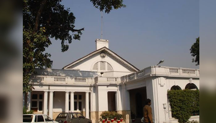 کنٹریکٹ ملازمین مستقل نہیں ہوسکیں گے،پنجاب ریگولیشن سروس ایکٹ 2019 منسوخ کرنیکا فیصلہ