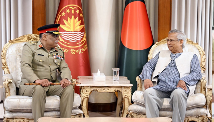 چئیرمین جوائنٹ چیفس آف اسٹاف کمیٹی جنرل ساحر شمشاد کا دورہ بنگلہ دیش، چیف ایڈوائزر محمد یونس اور اعلی حکام سے ملاقات