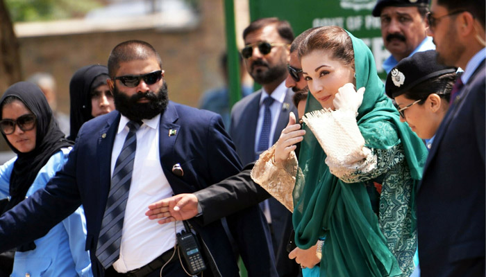 وزیر اعلیٰ پنجاب کی سکیورٹی عملے کی ازسرِنو جانچ پڑتال، مذہبی وابستگیوں کی بنیاد پر سکریننگ شروع