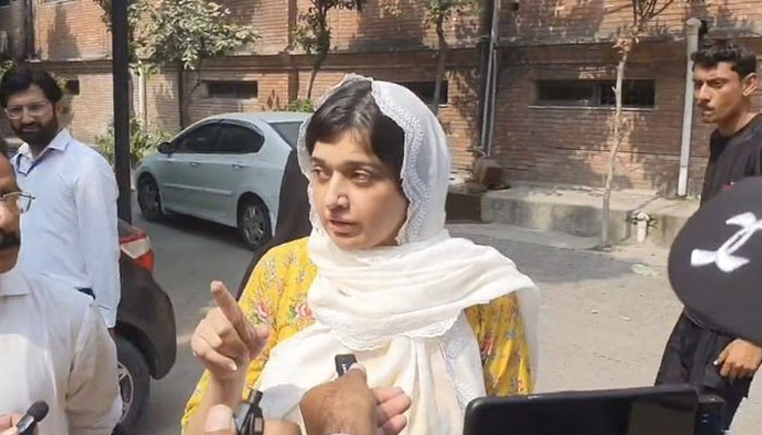 فلک جاوید کے جسمانی ریمانڈ میں مزید چار روز کی توسیع