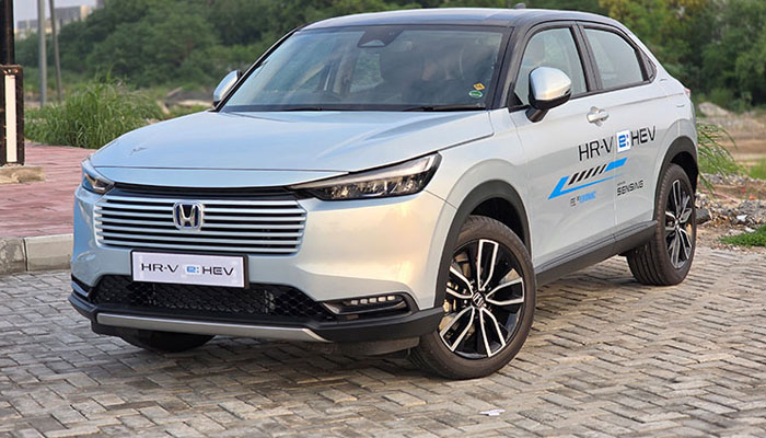 Honda HR-V  کا ہائبرڈ ماڈل خریدیں اور رجسٹریشن مفت ، ہنڈا کمپنی کی پرکشش آفر
