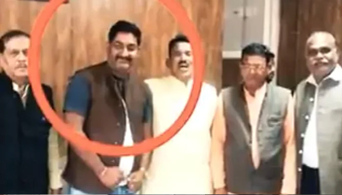 شائننگ انڈیا کا نعرہ بھارت کے مظلوم کسانوں کے خون تلے دب گیا
