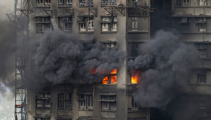 ہانگ کانگ کی بلندوبالا عمارتوں میں آتشزدگی،ہلاکتوں کی تعداد 55 ہوگئی ، 3مشتبہ گرفتار