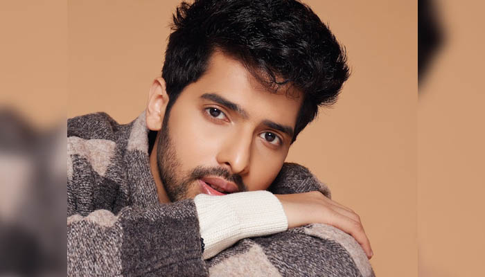 گلوکار ارمان ملک ہسپتال منتقل: سوشل میڈیا پر تصویر نے مداحوں کو تشویش میں مبتلا کر دیا