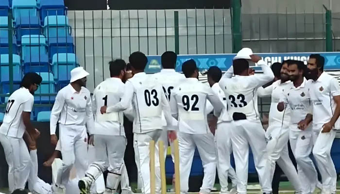 پی ٹی وی بمقابلہ سوئی ناردرن، دنیائے کرکٹ کا 232 سالہ پرانا ریکارڈ ٹوٹ گیا