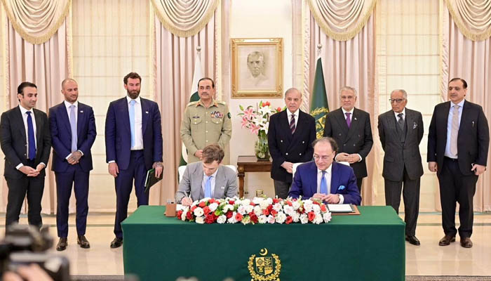 ڈیجیٹل ادائیگیوں کے فروغ کیلئے پاکستان اور ورلڈ لبرٹی فنانشل کے درمیان معاہدہ