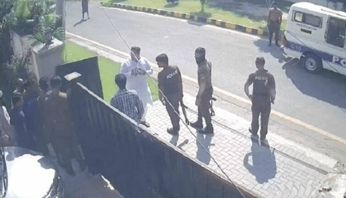 پولیس اصلاحات: عملی احتساب یا محض کاغذی کارروائی؟