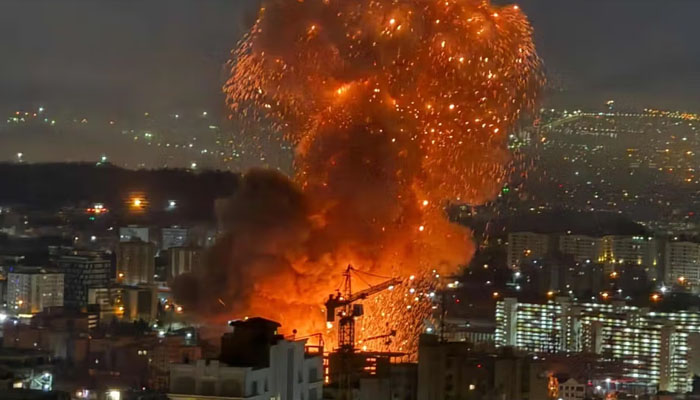 ایران کا امریکا کو ‘نو’: 48 گھنٹے کی جنگ بندی مسترد، اسلام آباد مذاکرات سے بائیکاٹ؛ تہران کی جامعہ بہشتی پر بمباری، 3 افراد شہید