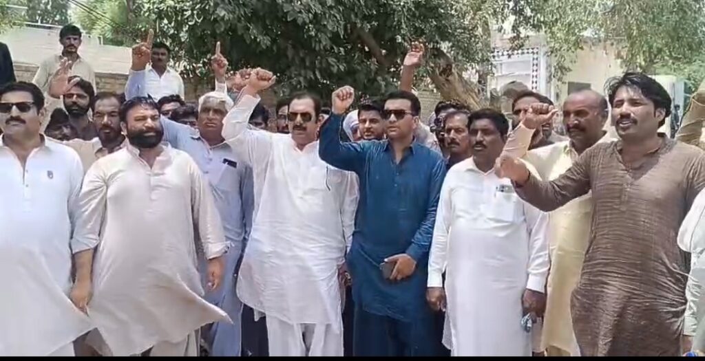پاکپتن میں طویل دورانیہ لوڈ شیڈنگ کیخلاف احتجاجی مظاہرہ