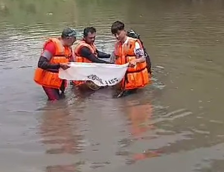 نالہ ایک میں چھلانگ لگانے والی خاتون کی لاش برآمد