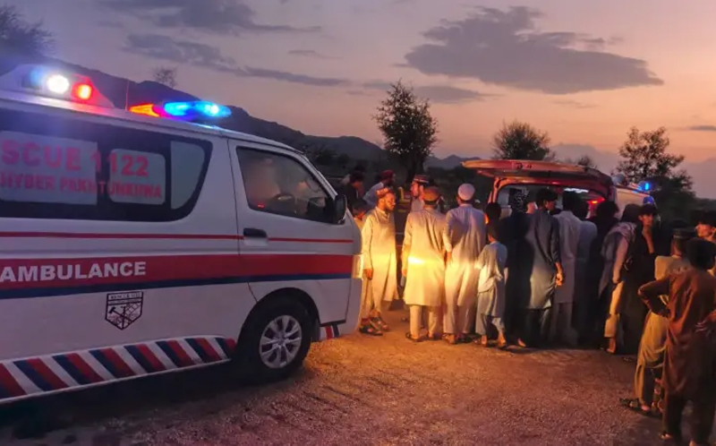 بارش ،طوفان سے مکان کی چھت گر گئی، ملبے تلے دب کر خواتین بچوں سمیت 10 جاں بحق
