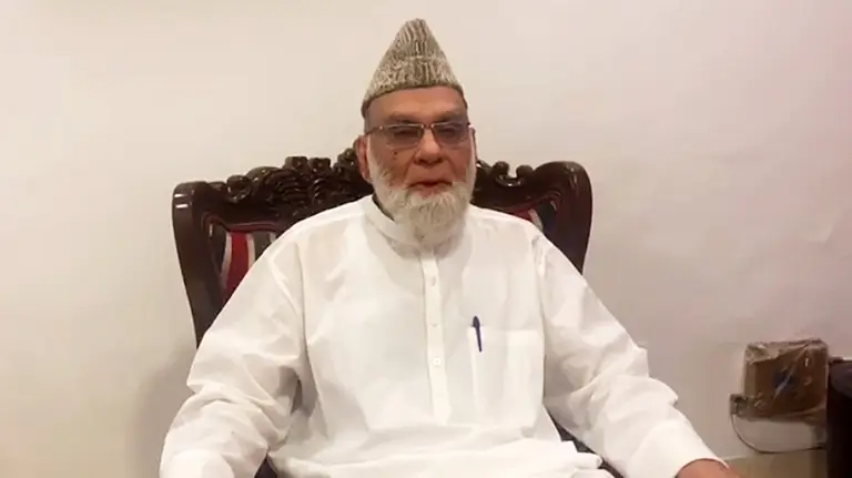 سابق شاہی امام احمد بخاری مظفرنگر کی عدالت میں عدالت میں پیش، 19 سال پرانے مقدمے میں ضمانت