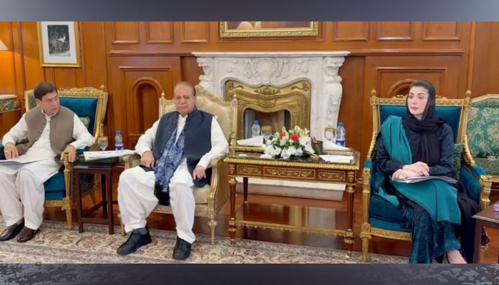 محمد نواز شریف کی زیرصدارت اہم مشاورتی اجلاس، آزاد کشمیر میں خواتین کی مخصوص نشستوں پر تفصیلی غوروخوض