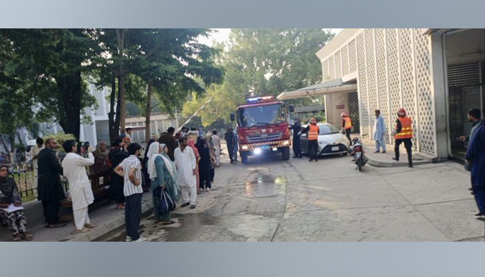 14 بچوں کی میتیں ورثا کے حوالے کر دی گئیں: طلال چوہدری