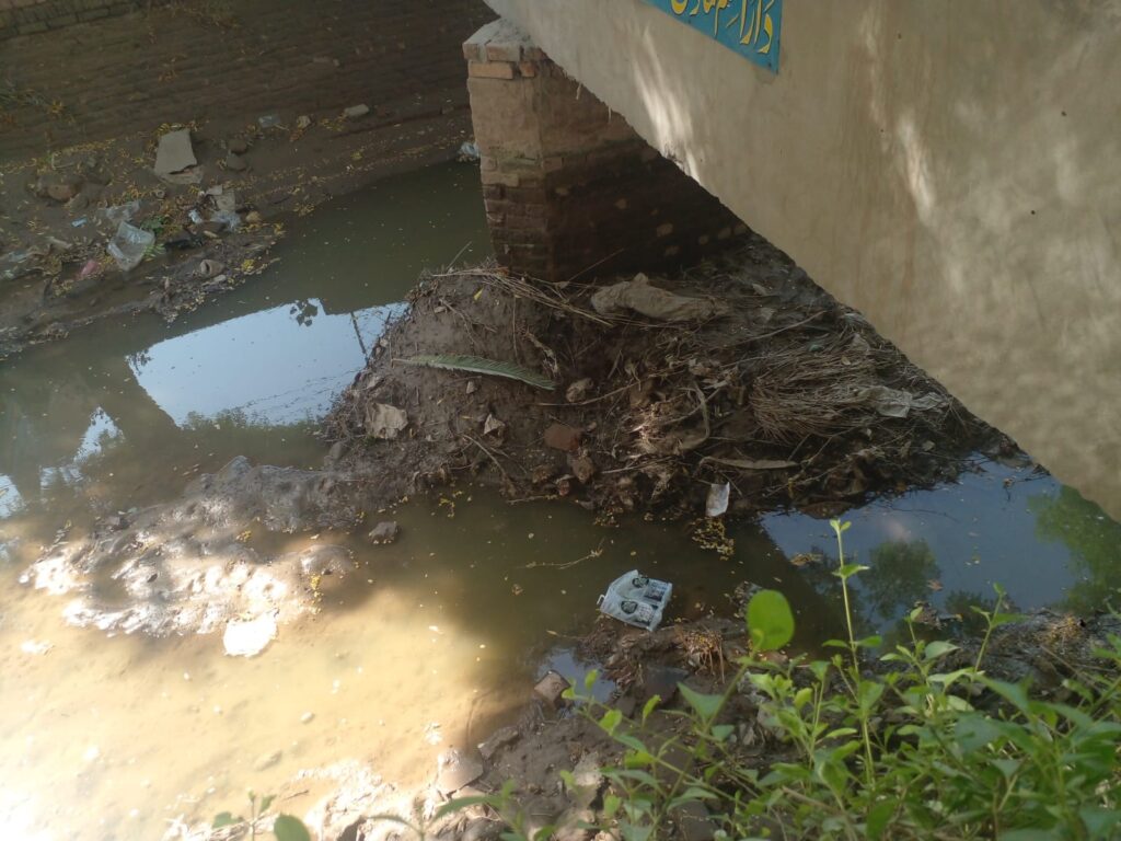 نہر فور آرکی بھل صفائی نہ ہونے ٹیل پر پانی کی قلت،کسان پریشان