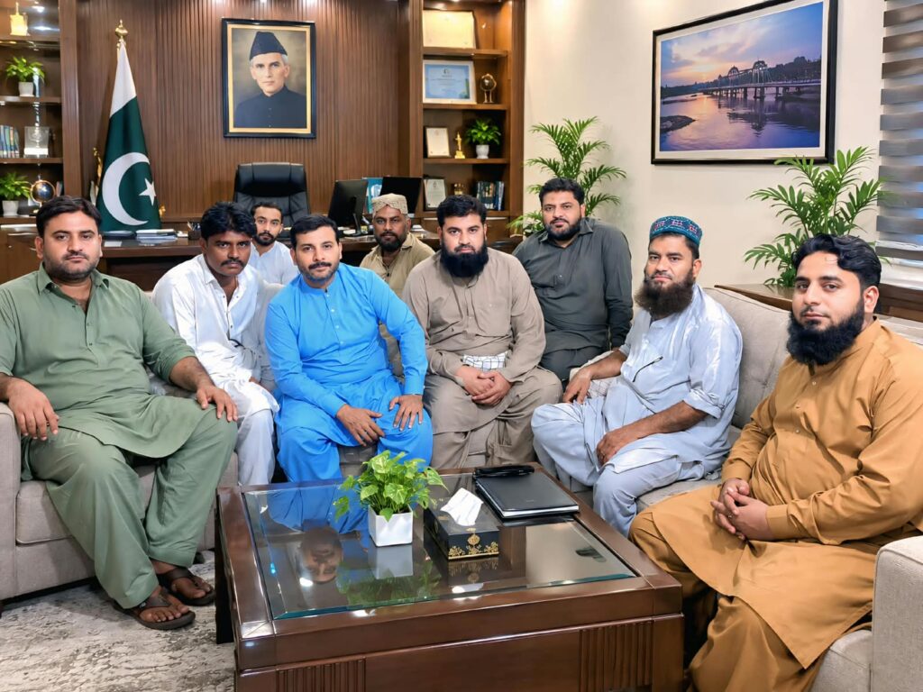 کمشنر گوجرانوالہ اور ڈپٹی کمشنر سیالکوٹ کا کیڈٹ کالج پسرور کا دورہ، گھڑ سواری کلب اور اے آئی گیلری کا افتتاح