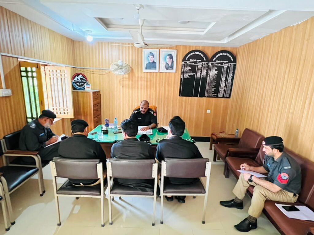 سرکل واڑی میں منشیات، بھتہ خوری اور ٹمبر اسمگلنگ کے خلاف کارروائیاں تیز کرنے کی ہدایت