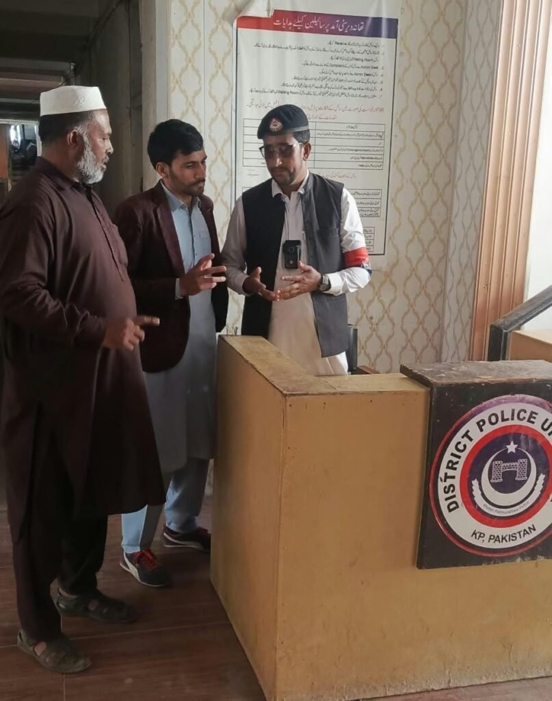 ضلع بھر کے تھانہ جات میں عوامی سہولت کے لیے مددگار پولیس اہلکار تعینات