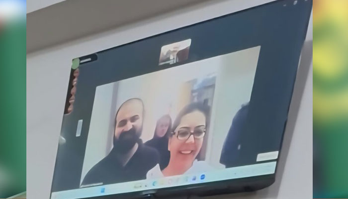 بیئرئر ہٹانے کا مقدمہ: ایمان مزاری اور ہادی علی چٹھہ پر فردِ جرم عائد، ملزمان کا صحتِ جرم سے انکار