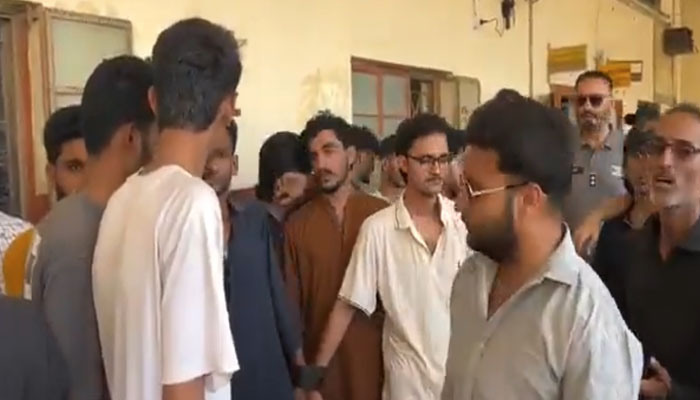 کراچی: اینیمیٹڈ پورنوگرافی کیس میں ملزمان کا 4 روزہ ریمانڈ! بچوں کو فی شوٹ کتنا معاوضہ ملتا تھا? اہم انکشافات