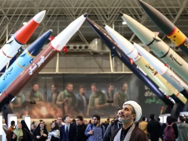 ایران کے میزائل کارخانے محفوظ اور ذخیرے میں اضافہ جاری: بلومبرگ کا دعویٰ، امریکا اور اسرائیل کی نئی حکمت عملی