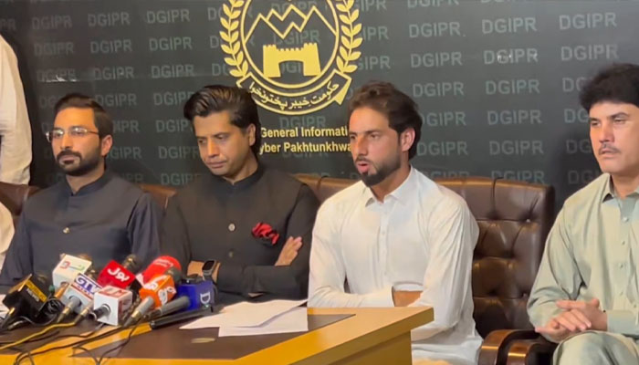 خیبرپختونخوا کو دہشت گردی سے جوڑنے کی کوشش قابلِ قبول نہیں،شفیع جان صوبائی وزیر اطلاعات